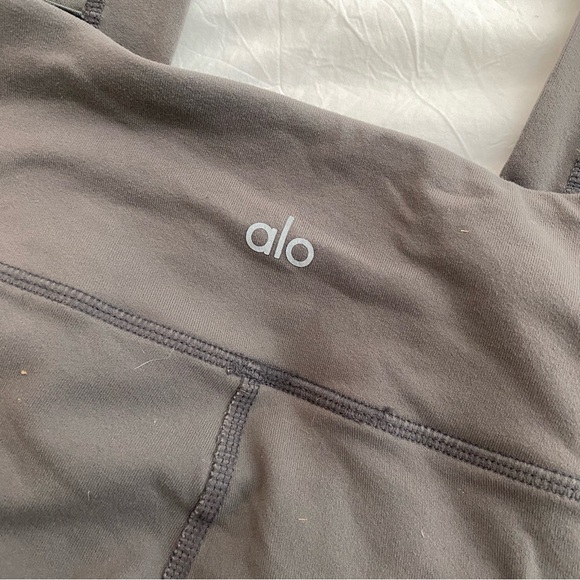 ALO YOGA Gray Women's Moto Leggings high waist 7/8 S - Picture 4 of 6